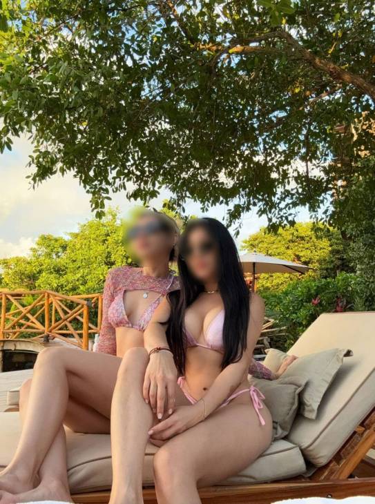 Alessandra &amp; Sophie